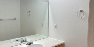Large 2 bed, 2 bath condo for rent near Anschutz Medical Center Gallery 14