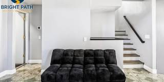 25280 Bay Avenue Gallery 12