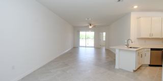 ** NEW CONSTRUCTION ORANGE BLOSSOM GROVES VILLAS ** 2 BEDROOMS\2.5 BATHROOMS UNFURNISHED ANNUAL HOME - MEDIUM DOG FRIENDLY ** Gallery 32