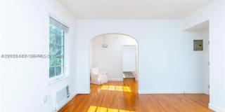 732 Euclid Ave Gallery 1