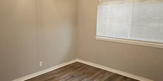 1309 East 21st Gallery 26