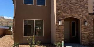 Desert Hills townhome in Little Valley Area. Gallery 1