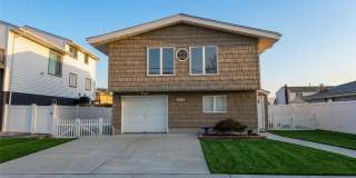 468 Nassau Avenue Gallery 1