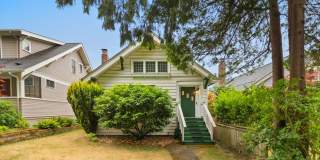 Great location 3 bed 1 bath home in Queen Anne Great location 3 bed 1 bath home in Queen Anne Gallery 1