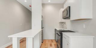 3322 Michigan Avenue Gallery 19