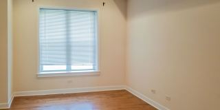 851 West Cornelia Ave. Apt. Gallery 26