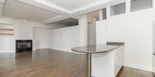165 North Canal St. Gallery 7