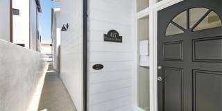 427 Poinsettia Avenue Gallery 1