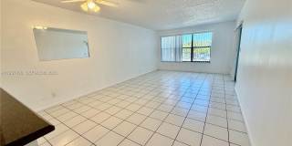 2320 S Cypress Bend Dr Gallery 26