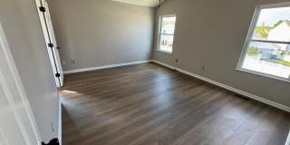 3 Bedroom - Dublin Gallery 40