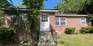 1588 Hamilton Street Gallery 1