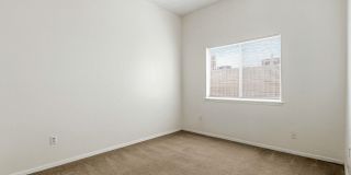 10902 YOGI BERRA Circle Gallery 27