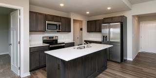 "Welcome to Your Spacious Sanctuary: Ranch Living at Its Finest! Gallery 3