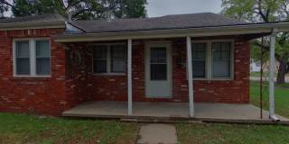1 BR Apartment - Hardwood Floors Gallery 1