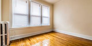 212 E 69th Place Gallery 4