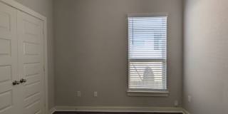 3/2/2 Duplex near Hwy 46 /Fridge Included / No Carpet / Fenced Backyard / CISD *2 weeks free rent* Gallery 24