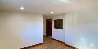 39 Loomis Street Gallery 9