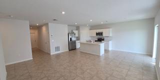 3 bed 2 bath home Gallery 4