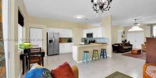 2405 SE 5th Ct Gallery 18