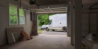 nice renovated 4 Bed 3 Bath Gallery 26