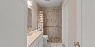 7412 N 19th Street Gallery 16