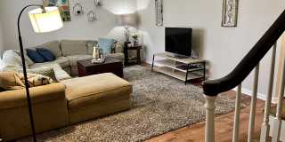 1971 Vienna Way Gallery 8