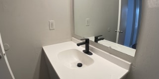 5 East Gallery 17