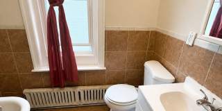Spacious 6-Bedroom Rental in North Philadelphia | Small Dogs Welcome Gallery 31