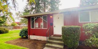 Charming 2-Bedroom Apartment at Fowler Court with In-Unit Washer/Dryer & Extra Storage Gallery 1
