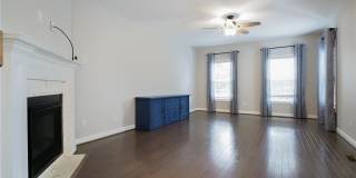 918 13th Street Gallery 2