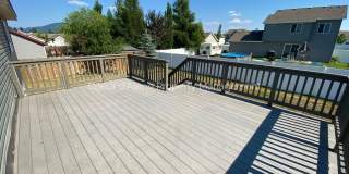 3 bed house w/ family room in The Landings! 3 bed house w/ family room in The Landings! Gallery 15