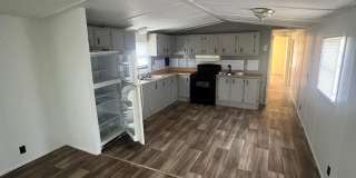 Renovated 2-Bed, 1-Bath Mobile Home Gallery 1
