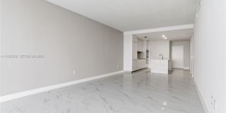 711 NE 23 TERRACE Gallery 6