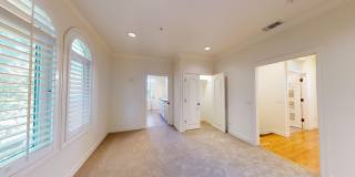 Spacious 4-bedroom 4.5 bath Home in a Gated Complex Gallery 46