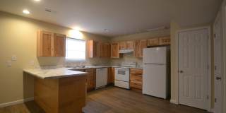 Spacious 3 Bed, 1.5 Bath Fourplex Unit in Buffalo, MO Gallery 1