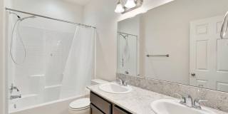 MOVE IN READY!! 3 BEDROOM 2 BATH HOME Gallery 19