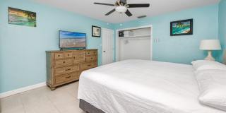 11215 3rd Street East Gallery 14