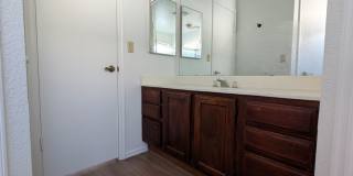 AVAILABLE NOW IN KYRENE AREA OF CHANDLER!!! Gallery 16