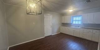 Spacious Home Near MCC Gallery 3
