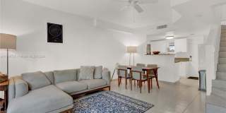 123 Southwest 17th Road Gallery 16