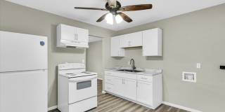 Complete Remodel!  3 Bedroom Home - Available November 2026 Gallery 9