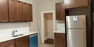Spacious 3BR Townhouse with Modern Kitchen Hardwood Floors Available Now! Spacious 3BR Townhouse with Modern Kitchen Hardwood Floors Available Now! Gallery 9