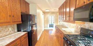 1216 Eastwood Avenue Gallery 21