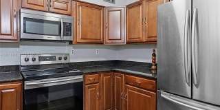 3083 N Oakland Forest Dr Gallery 14
