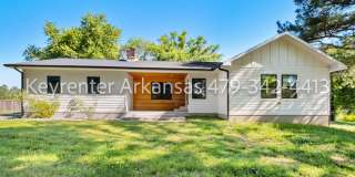 Beautiful 5‑Bedroom Home with Hardwood Floors, Fireplace & Luxurious Master Suite Gallery 1