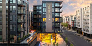 The Charles Gallery 13