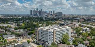 UNITi Montrose Gallery 25