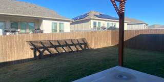 4 BEDROOM, SHORT TERM LEASE AVAILABLE Gallery 31