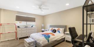 Amazing Scottsdale Luxury home! 5 bedrooms 4 baths! Gallery 20