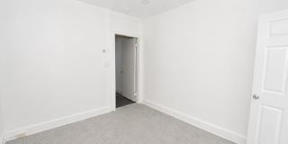 219 WOOD Street Gallery 6
